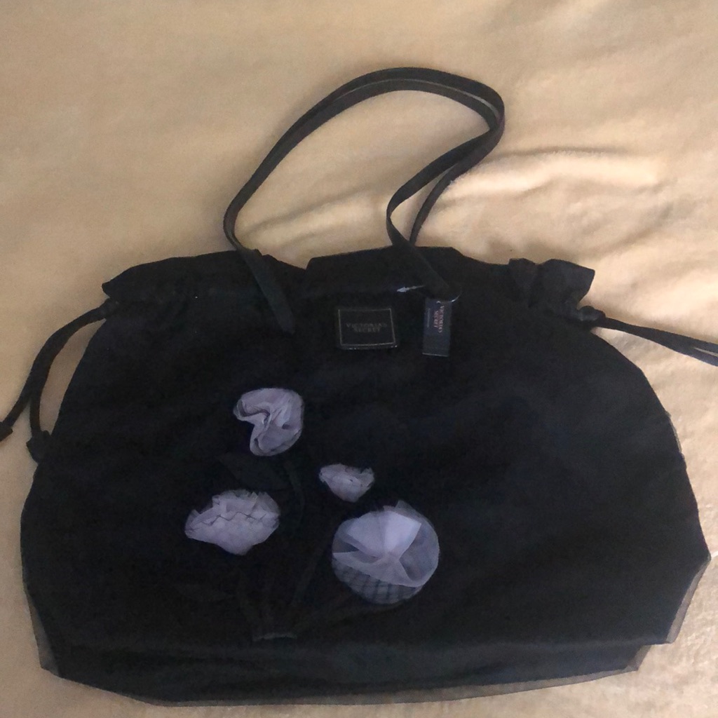 Brand New Vs Black Tote